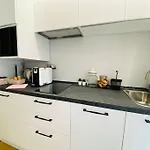 Apartman Cit,ma C'e Tut!tiny,but Need Is In! Torino