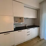 Apartman Cit,ma C'e Tut!tiny,but Need Is In! *