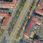 Cit,ma C'e Tut!tiny,but Need Is In! Apartman