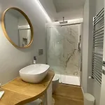 Cit,ma C'e Tut!tiny,but Need Is In! Apartman Torino