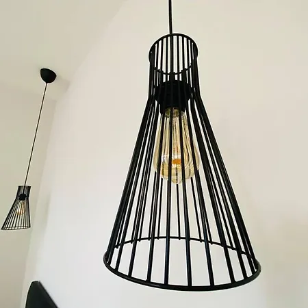 Apartment Cit,ma C'e Tut!tiny,but Need Is In! Turin