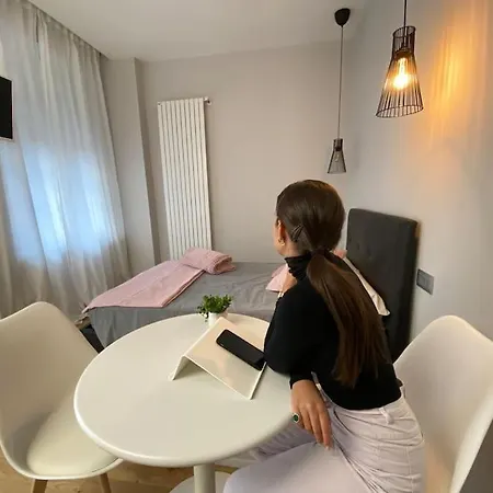 Apartamento Cit,ma C'e Tut!tiny,but Need Is In! *