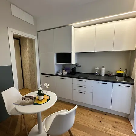 Cit,ma C'e Tut!tiny,but Need Is In! Apartament