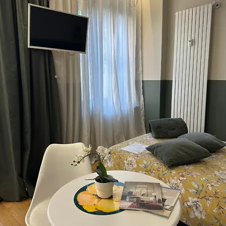 Daire Cit,ma C'e Tut!tiny,but Need Is In! Torino